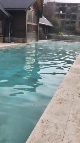 Barrancas de melipal edificio barrancas al lago bustillo km5 in ปลายา โบนิตา