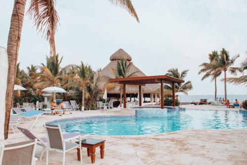 Dos Mundos Pacific Resort in Guatemala City