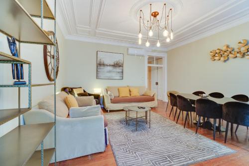 Charming 4 bedroom apartment in Chiado, Lisbonne
