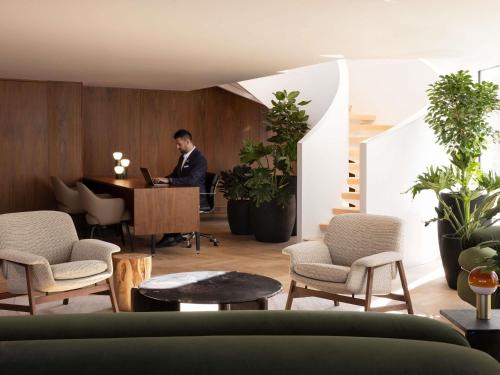 Fairmont Pacific Rim - image 5