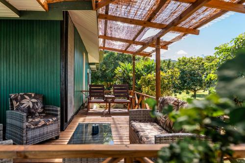 Moorea Maatea Tahatai Lodge in Maatea