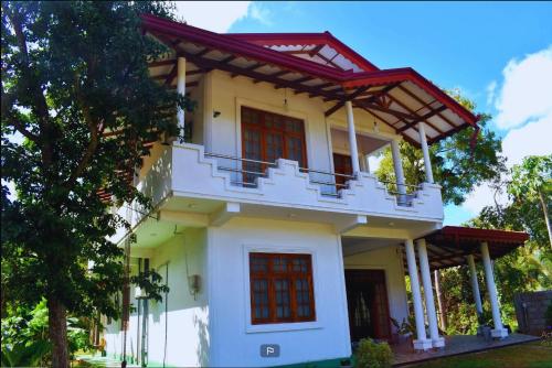 The European Gate - Anuradhapura - Kalpitiya The European Gate - Anuradhapura - Kalpitiya