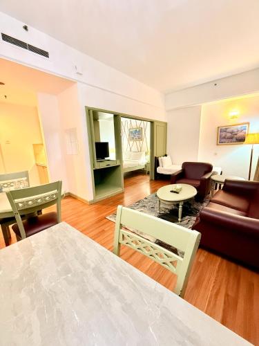 The Hotel Apartment At Times Square 