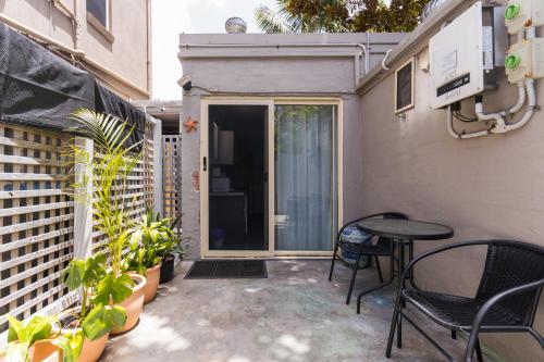 Manly Beach Guesthouse in Manly