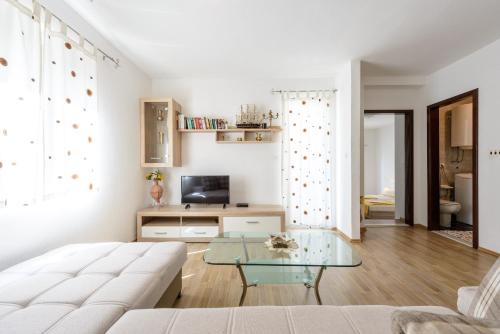 Apartments Aida - main image