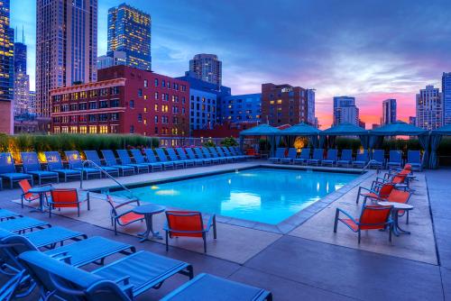 The Penthouse at Grand Plaza - 수영장