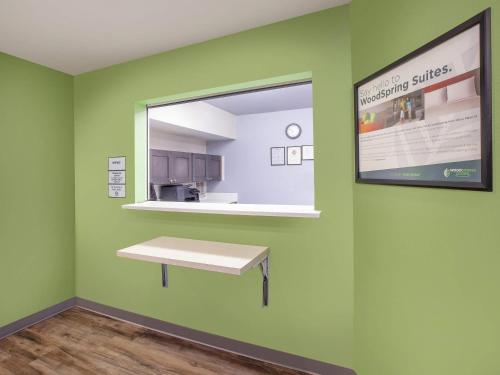 WoodSpring Suites San Antonio North Live Oak I-35 in San Antonio, USA