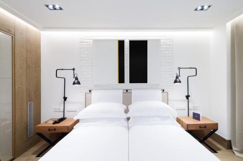 Double or Twin Room room in The Corner Hotel