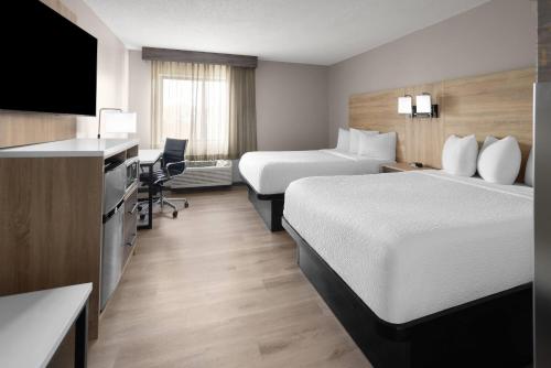 La Quinta by Wyndham Mansfield OH - image 37
