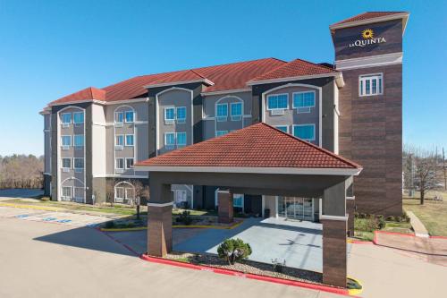 La Quinta Inn and Suites by Wyndham Paris