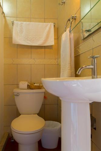 81188359 Hotel Cordoba