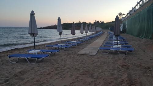 пляж, Hotel Aphroditi Island Park in Александруполіс