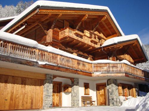 Bejárat, Chalet Hestia in Champéry