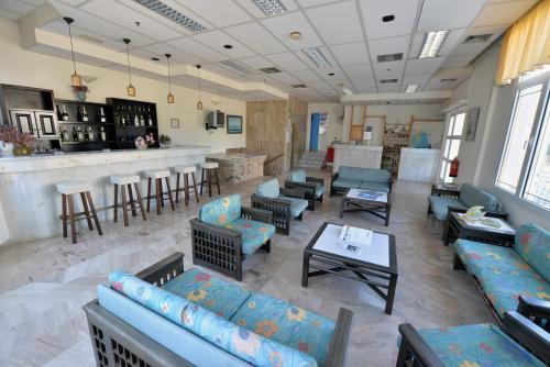 Hotel Anna Apartments - image 5