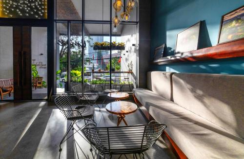 Facilities, Em Oi Boutique Hotel in Xuong Huan