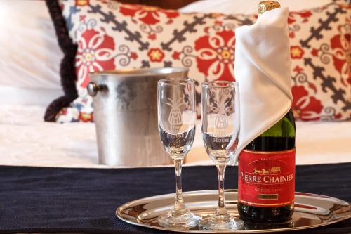 The Marshall House, Historic Inns of Savannah Collection