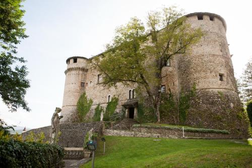 Castello Di Compiano Hotel Relais Museum