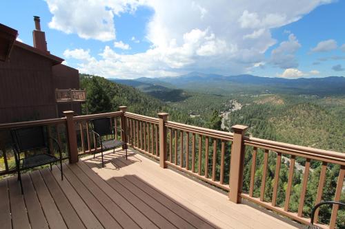 Crown Point Resort, by VRI Americas - Accommodation - Ruidoso