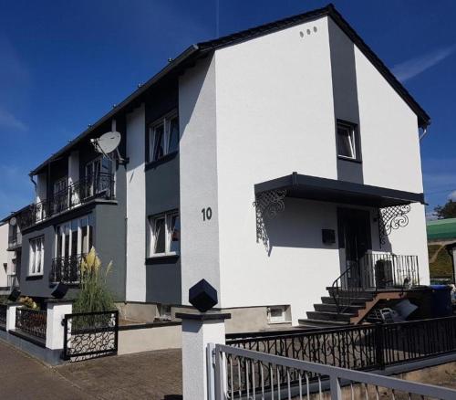 FeWo mit Terrasse Neuwied & Koblenz in Neuwied, Deutschland
