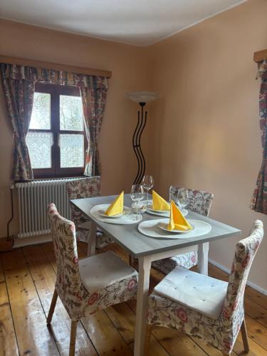 Weichselboden, Alte Schule in Semmering