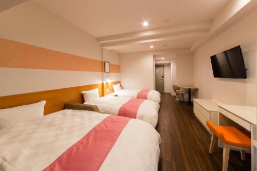 Sarasa Hotel Namba - Tap to explore photos