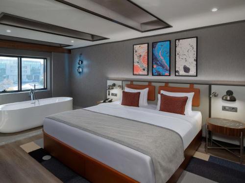 فندق ميركيور إسطنبول ألتونيزاد (Mercure Istanbul Altunizade Hotel) in أوسكودار