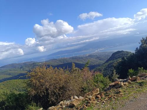 A környék, Secluded Holiday Home in Kalavrouza with Mountain Views,BBQ in Kato Achaia