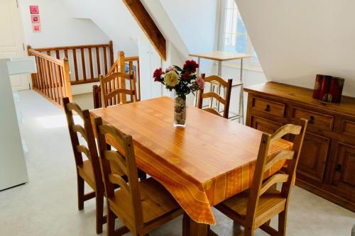 L'écluse apartment sea view (L'ecluse apartment sea view) in Порт-ен-Бессон-Уппен