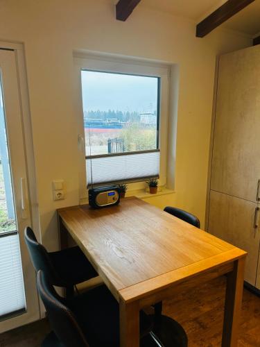 Das Weichenhaus direkt am Nord-Ostsee-Kanal in Breiholz