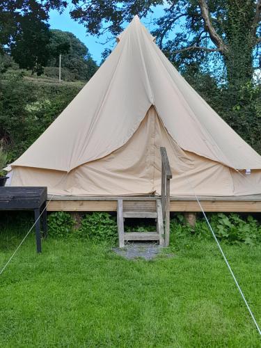 St Mullins Glamping Bell Tent in Graignamanagh