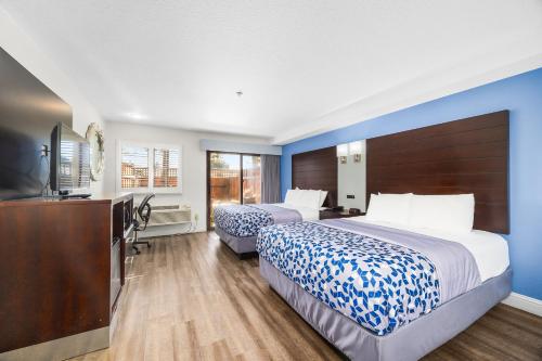 Hotel Solares Room Type - Standard Queen Room with Two Queen Beds
