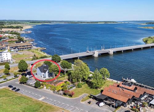 Exclusive apartment on the waterfront in Hadsund