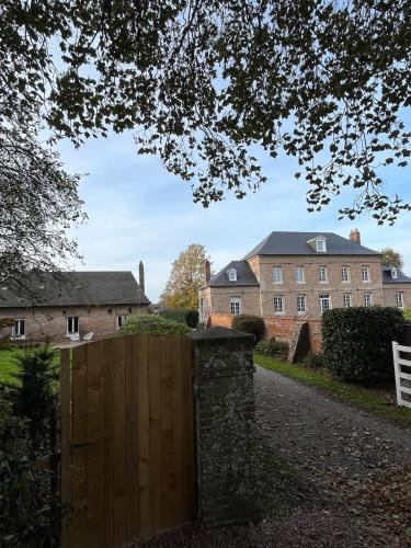 La maison de garde in Etalondes