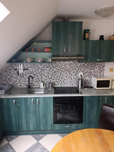 Apartmán v blízkosti města Štětí (Apartman v blizkosti mesta Steti) in Horní Počaply