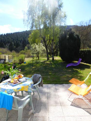 Dārzs, Maison avec terrain, proche du Ballon d'Alsace Gite des 2 lacs in Wegscheid