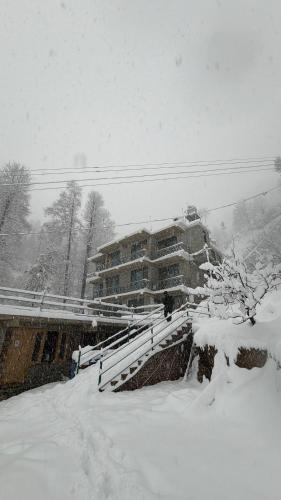 Himaja Retreat - Manali