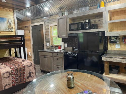 Old Desperado Ranch in Mountain View (MO)
