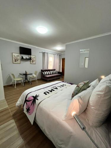 Selamu Self Catering in Κόλπος Γουάλβις