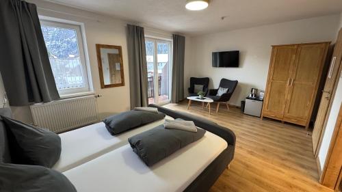 貝爾格弗裡德伽斯霍夫飯店 (Gasthof Bergfried) in 哈爾施塔特