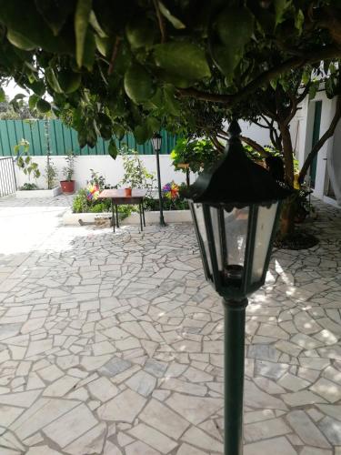 The Lemon Tree House in Sesimbra