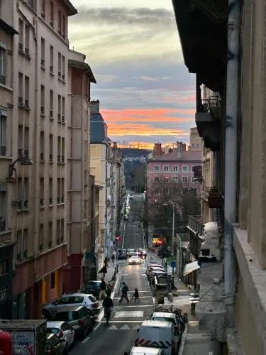 Appartement lumineux en plein coeur de Lyon photo 2