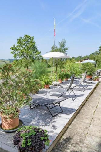 Apartment Berghof Hallau grosse Ferienwohnung by Interhome in Hallau