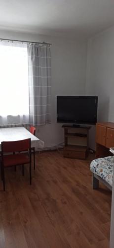 Dom noclegi dla pracowników firm wynajem (Dom noclegi dla pracownikow firm wynajem) in Gora Motyczna