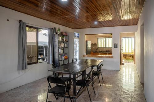 Konyha, Abacaxi Hostel in Santa Teresa