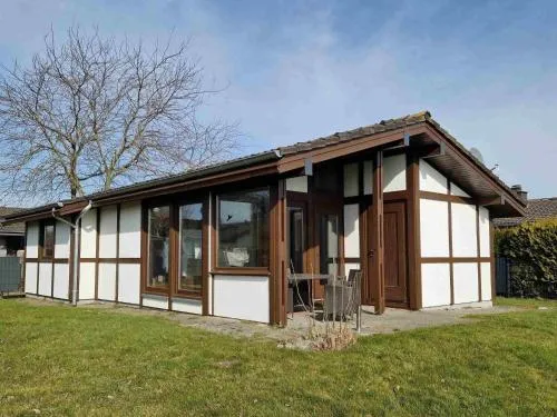 Holiday Home Haus F 21- Randlage mit Wiesenweitblick eingezäu by Interhome in Großwürden, Deutschland
