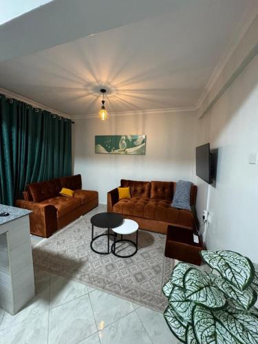 kj suites in Meru