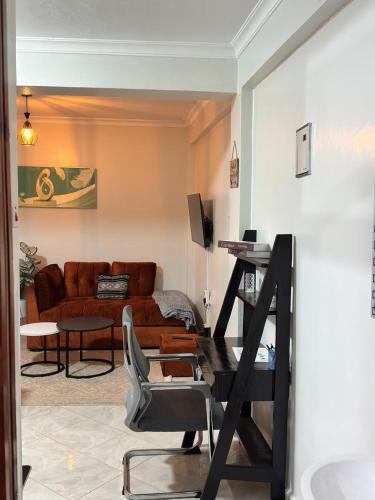 kj suites in Meru