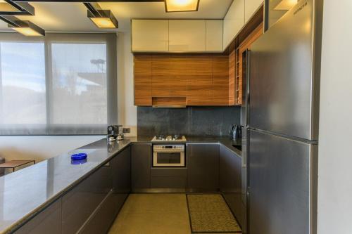 Lovely 1 BR Home in Faqra in 칼엔비안