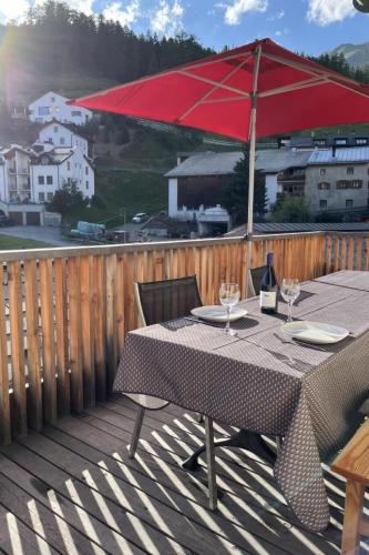 Apartment Hochwertige Wohnung Vista mit Panoramablick by Interhome in Ftan