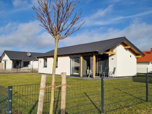 Holiday Home G11 Eingezäuntes Neubau-Haus in Eckwarderhörne by Interhome in Großwürden, Deutschland